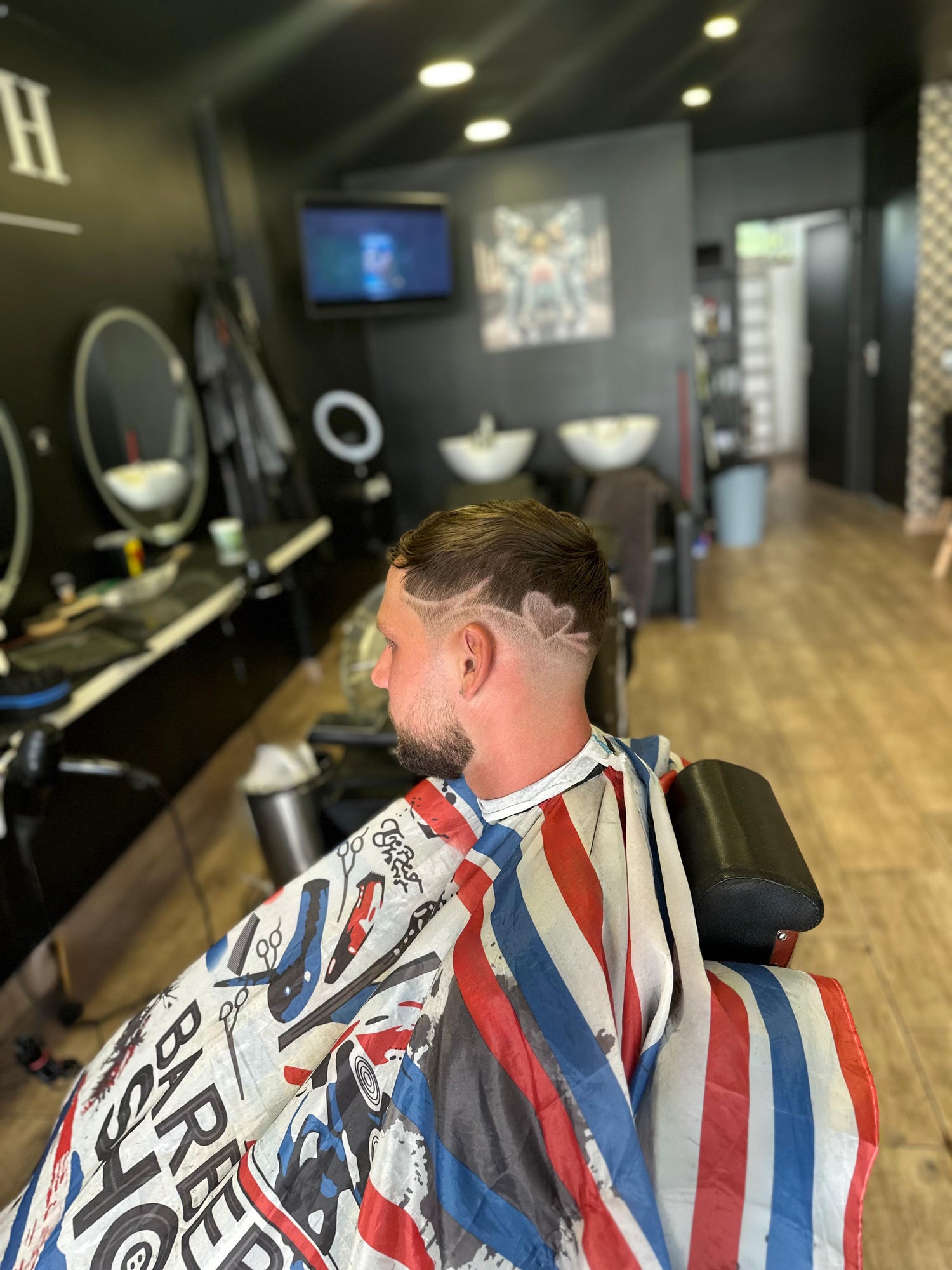 Barber 